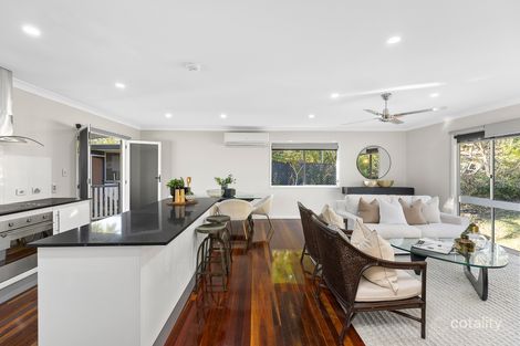 8 Tad St, Kenmore, QLD 4069