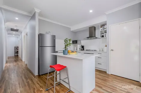 Property photo of 9 Redshank Lane Martin WA 6110