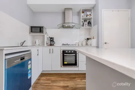 Property photo of 9 Redshank Lane Martin WA 6110