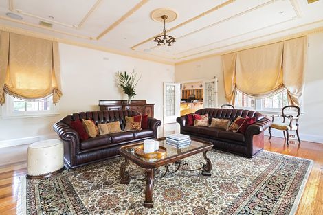 Property photo of 138 Maltravers Road Ivanhoe VIC 3079