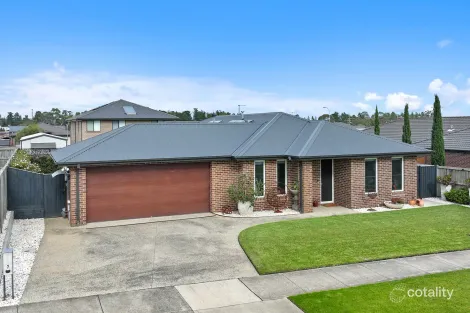 Property photo of 7 Violet Street Bunyip VIC 3815
