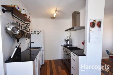 Property photo of 8 Veliger Court Heathridge WA 6027