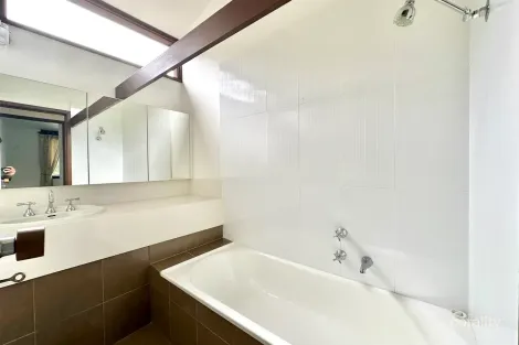 Property photo of 36 Sophia Crescent North Rocks NSW 2151