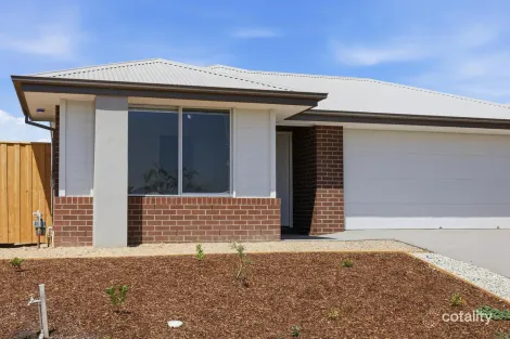 11 Dibiase Gr, Thornhill Park, VIC 3335