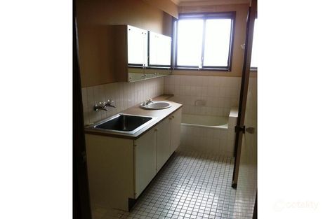 Property photo of 16/9-13 Ashted Road Box Hill VIC 3128