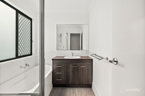 Property photo of 166 Haig Road Loganlea QLD 4131