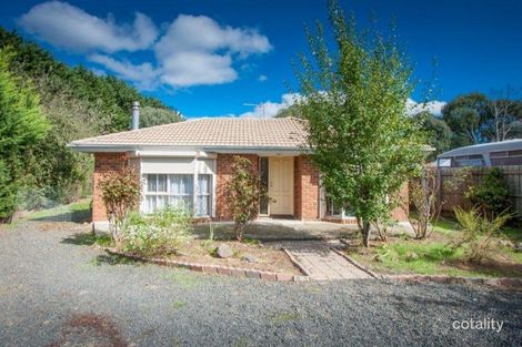 10 Banksia Ct, Romsey, VIC 3434