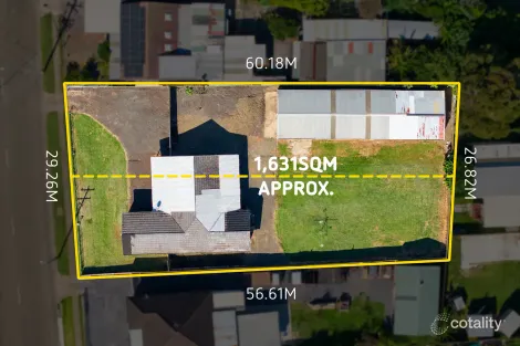 121 HOLLYWOOD DR, LANSVALE, NSW 2166