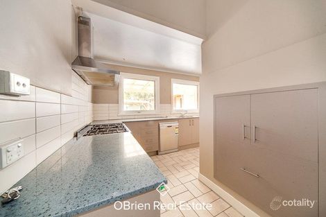 Property photo of 26 Friendship Square Cheltenham VIC 3192