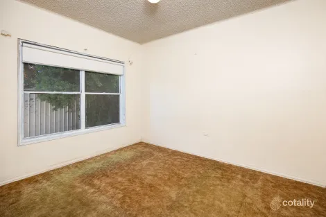 Property photo of 56 Balmoral Crescent Lake Albert NSW 2650