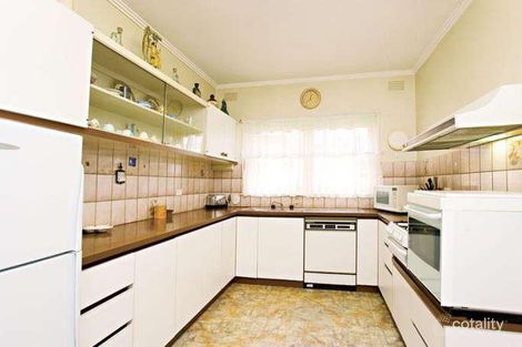 Property photo of 63 Banyule Road Rosanna VIC 3084