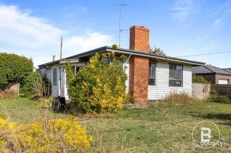 1271 Grevillea Rd, Wendouree, VIC 3355