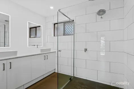 Property photo of 8 Berringa Court Ashmore QLD 4214