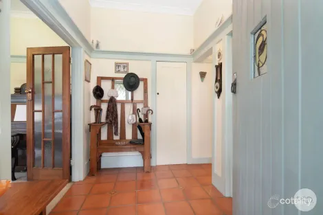 Property photo of 20 Fraser Street Linton VIC 3360