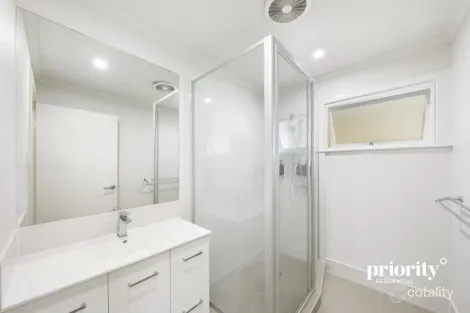 Property photo of 19 Reinhold Crescent Chermside QLD 4032