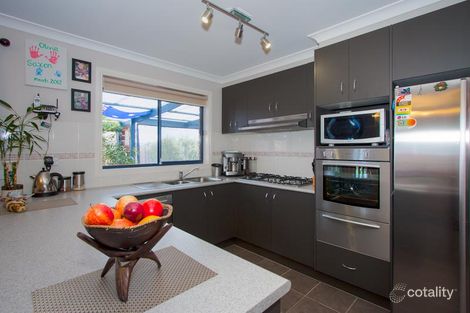 Property photo of 10 Octagonal Court New Gisborne VIC 3438