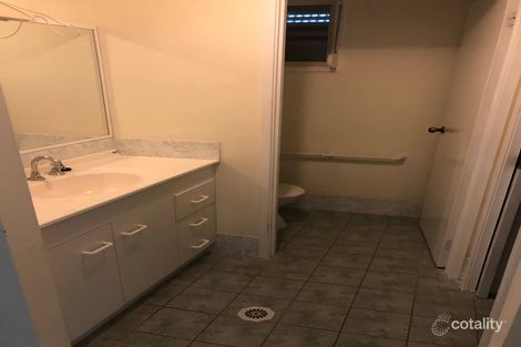Property photo of 32 Cambridge Circle Ourimbah NSW 2258
