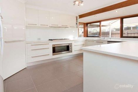 Property photo of 2 Donnelly Rise Frankston South VIC 3199