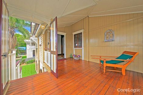 Property photo of 5 Peasant Street Holland Park West QLD 4121