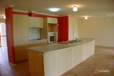 Property photo of 5 Flametree Close Flinders View QLD 4305