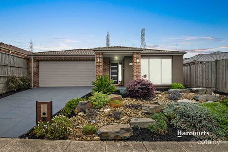 20 Meadowlea Cres, Pakenham, VIC 3810