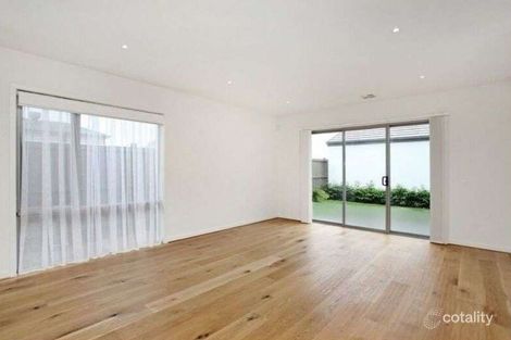 Property photo of 1 Haven Crescent Ascot Vale VIC 3032
