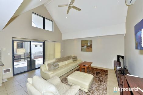 Property photo of 5/30 Spinnaker Quays Mandurah WA 6210