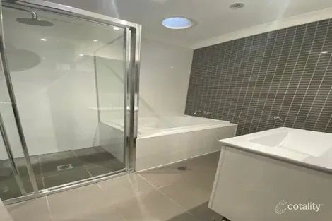 Property photo of 30 Birrell Street Bondi Junction NSW 2022