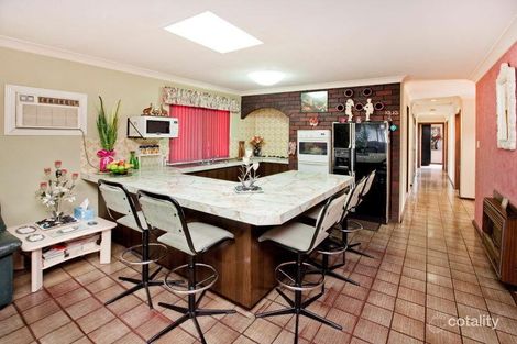 15 Walkington Way, Eden Hill, WA 6054