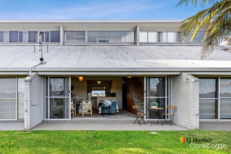 Property photo of 2/83-85 Timbara Crescent Surfside NSW 2536