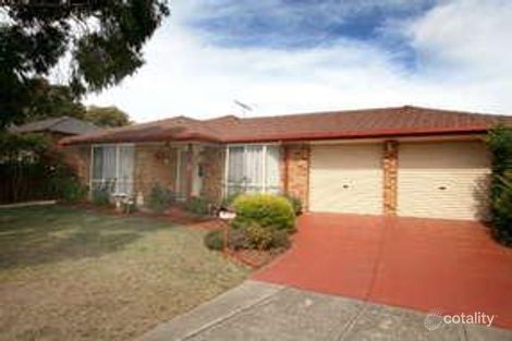 3 Dutton Cl, Lynbrook, VIC 3975