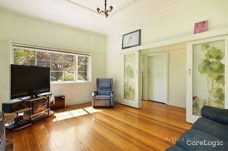 Property photo of 90 Christmas Street Northcote VIC 3070