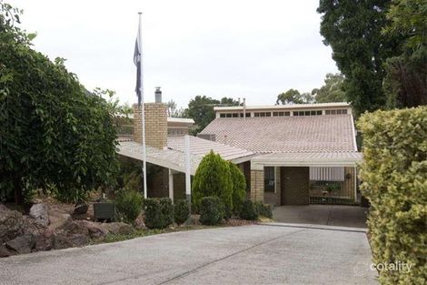 8 Elysee Ct, Strathmore Heights, VIC 3041