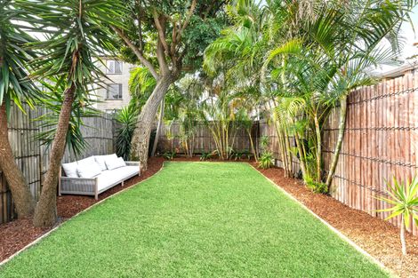 Property photo of 28 Owen Street North Bondi NSW 2026