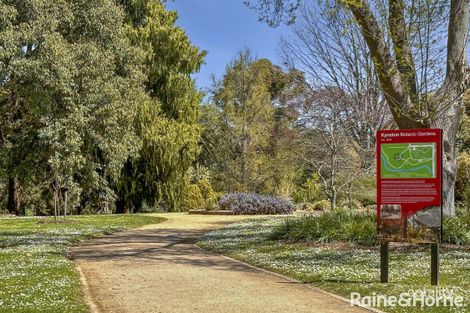 Property photo of 19 Amber Rise Kyneton VIC 3444
