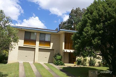 4 Swanfield St, Macgregor, QLD 4109