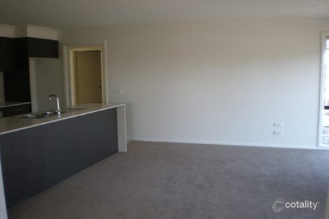 Property photo of 12 Giverny Close Burnside Heights VIC 3023