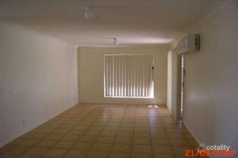 Property photo of 28 Melnik Drive Loganlea QLD 4131