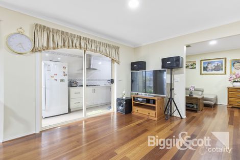 Property photo of 4 Emmerson Street Keysborough VIC 3173