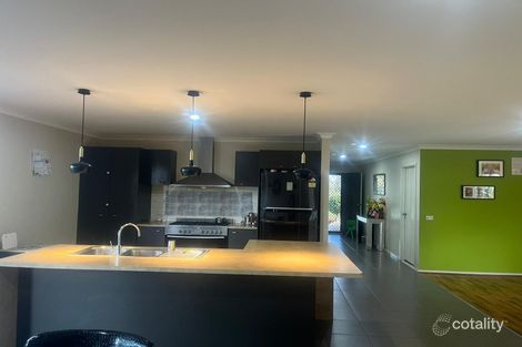 Property photo of 23 Camelot Drive Tarneit VIC 3029
