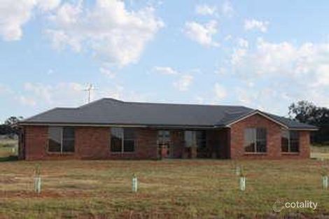 2 Rosewood Rd, Moore Creek, NSW 2340