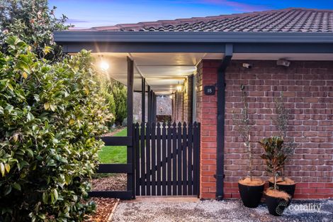 18 Rudall Ave, Crafers, SA 5152