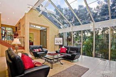 Property photo of 5 Tyrone Drive Eltham VIC 3095