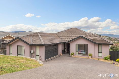 Property photo of 20 Olive Pink Crescent Banks ACT 2906
