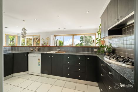 Property photo of 11 Mayfield Hill Bonython ACT 2905