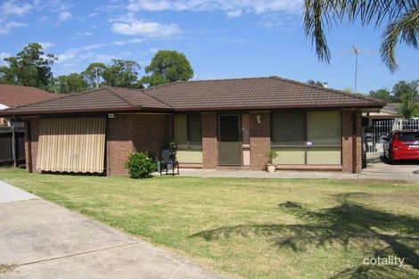 Property photo of 12 Alvis Place Plumpton NSW 2761