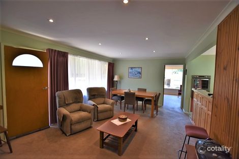 Property photo of 14 Robert Street Myrtleford VIC 3737