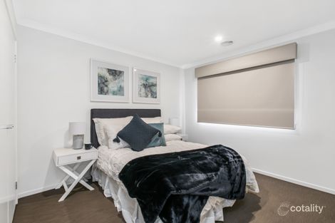 Property photo of 13 Sutil Drive Clyde North VIC 3978