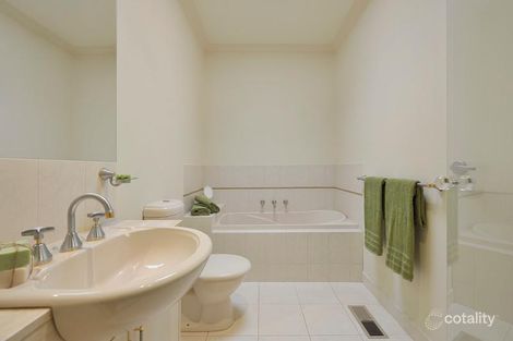 Property photo of 2/10 Bolinda Road Balwyn North VIC 3104