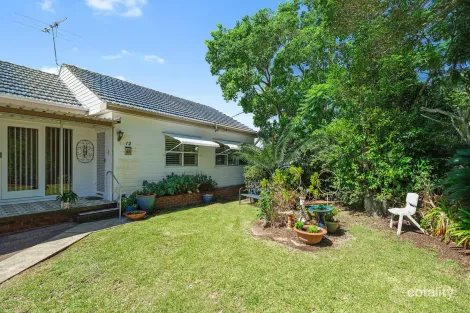 12 Alderson St, Shortland, NSW 2307